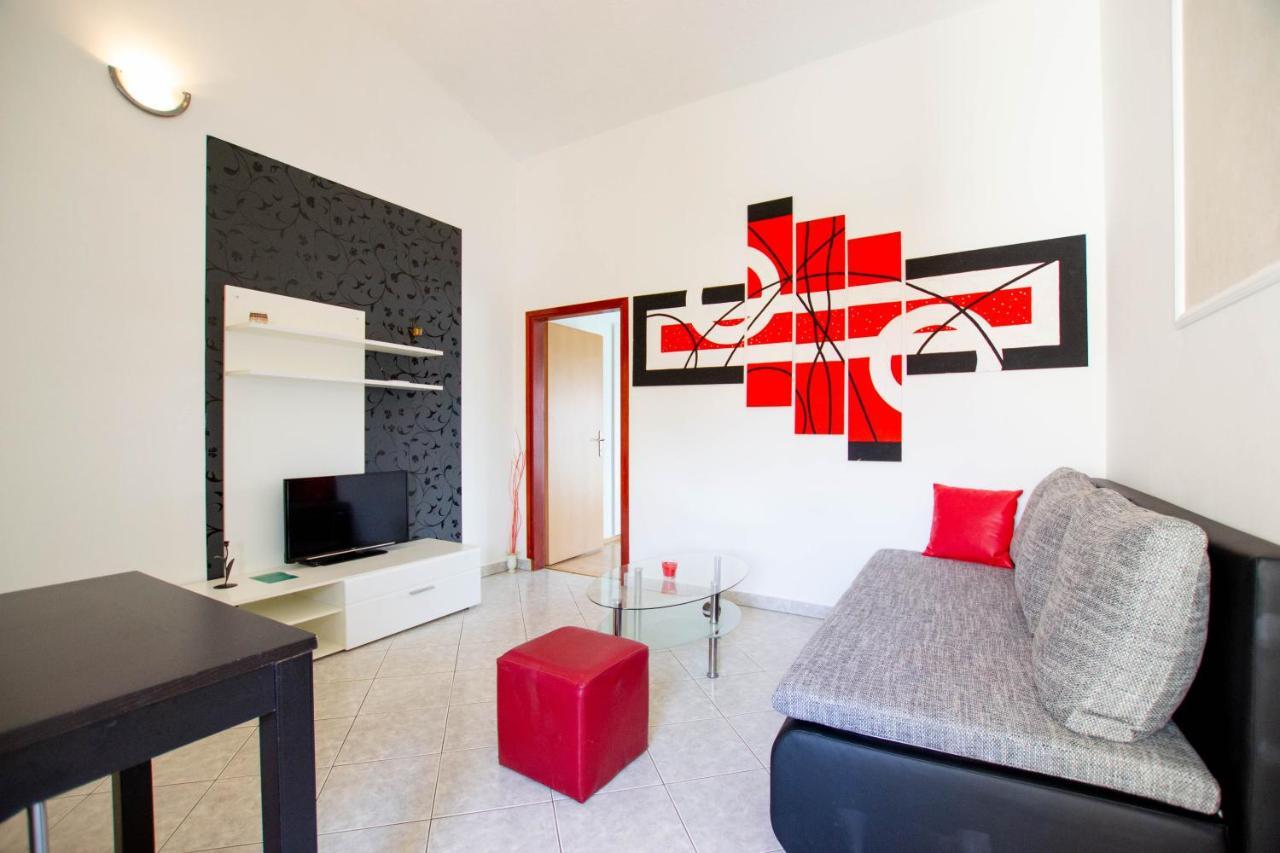 Cozy Apartment With Breakfast On Request 1 PUY 외부 사진